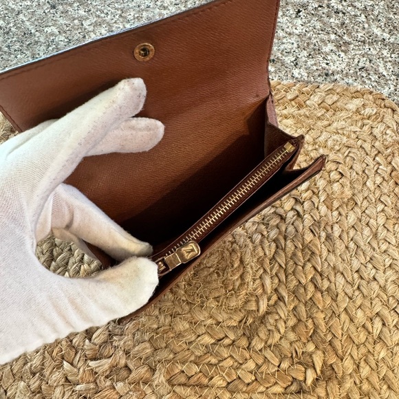 Louis Vuitton
Vintage 1990 Trésor Wallet billet - Picture 7 of 15